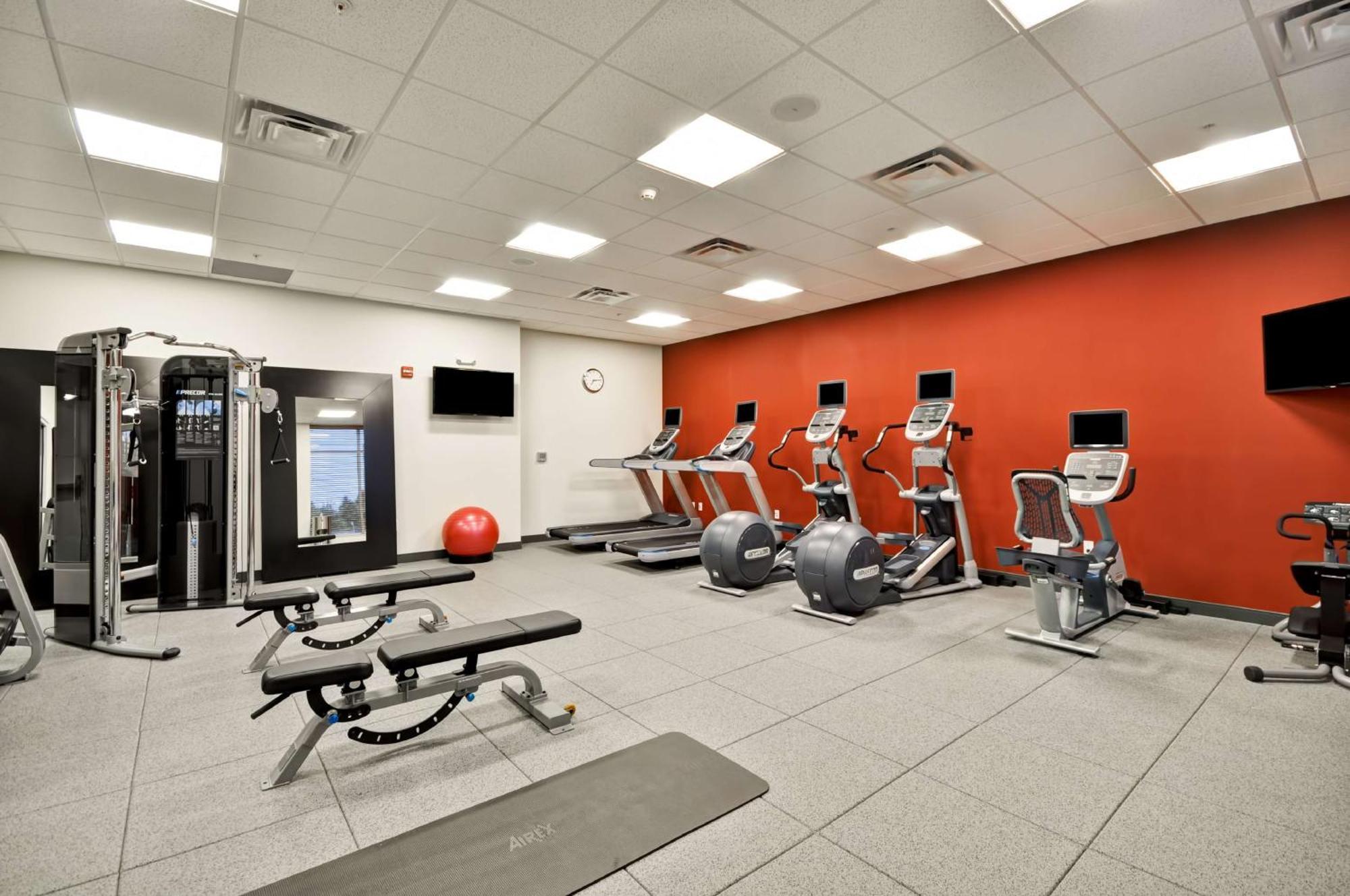 Hilton Garden Inn Detroit Troy Exteriör bild