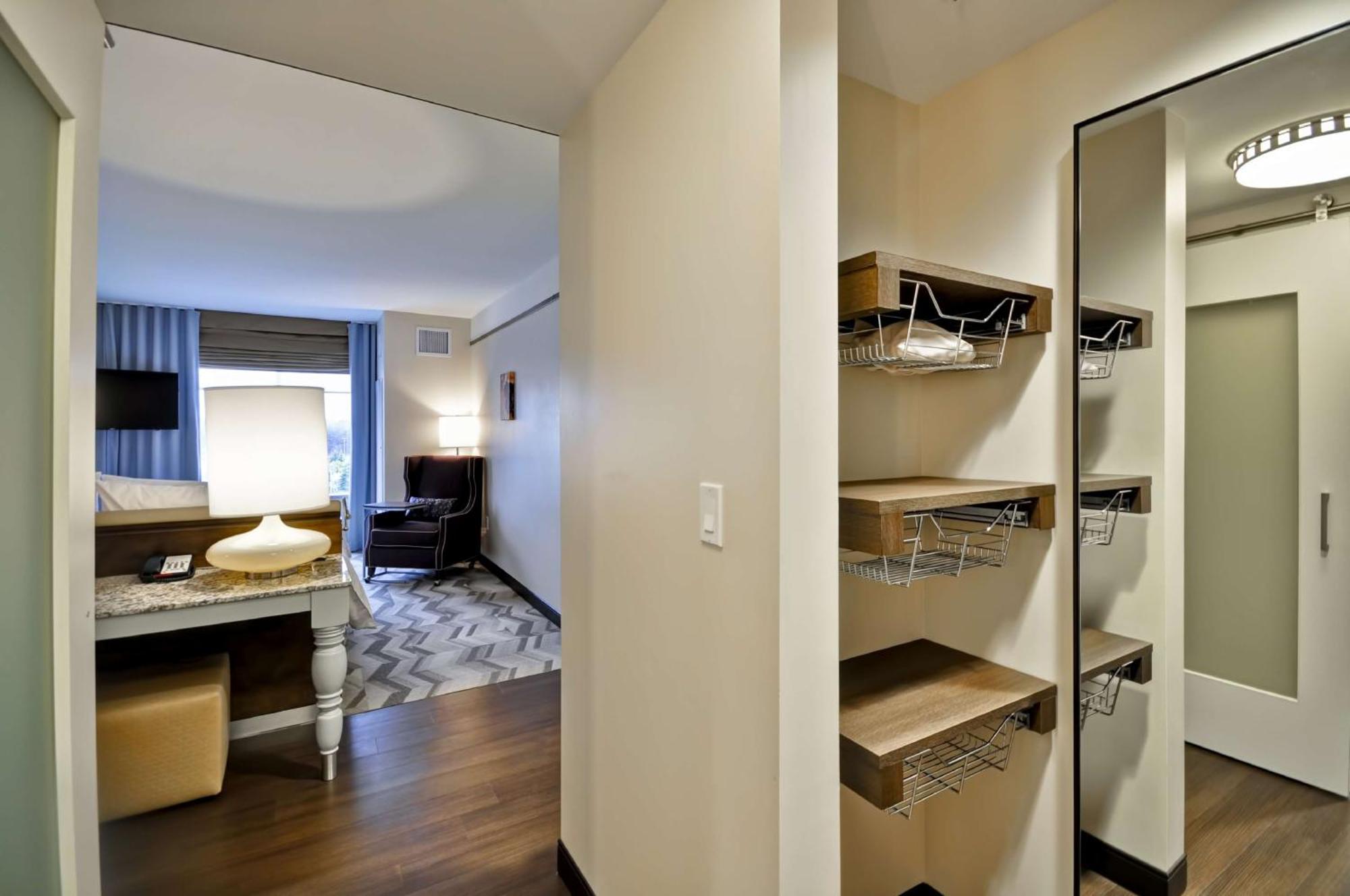 Hilton Garden Inn Detroit Troy Exteriör bild