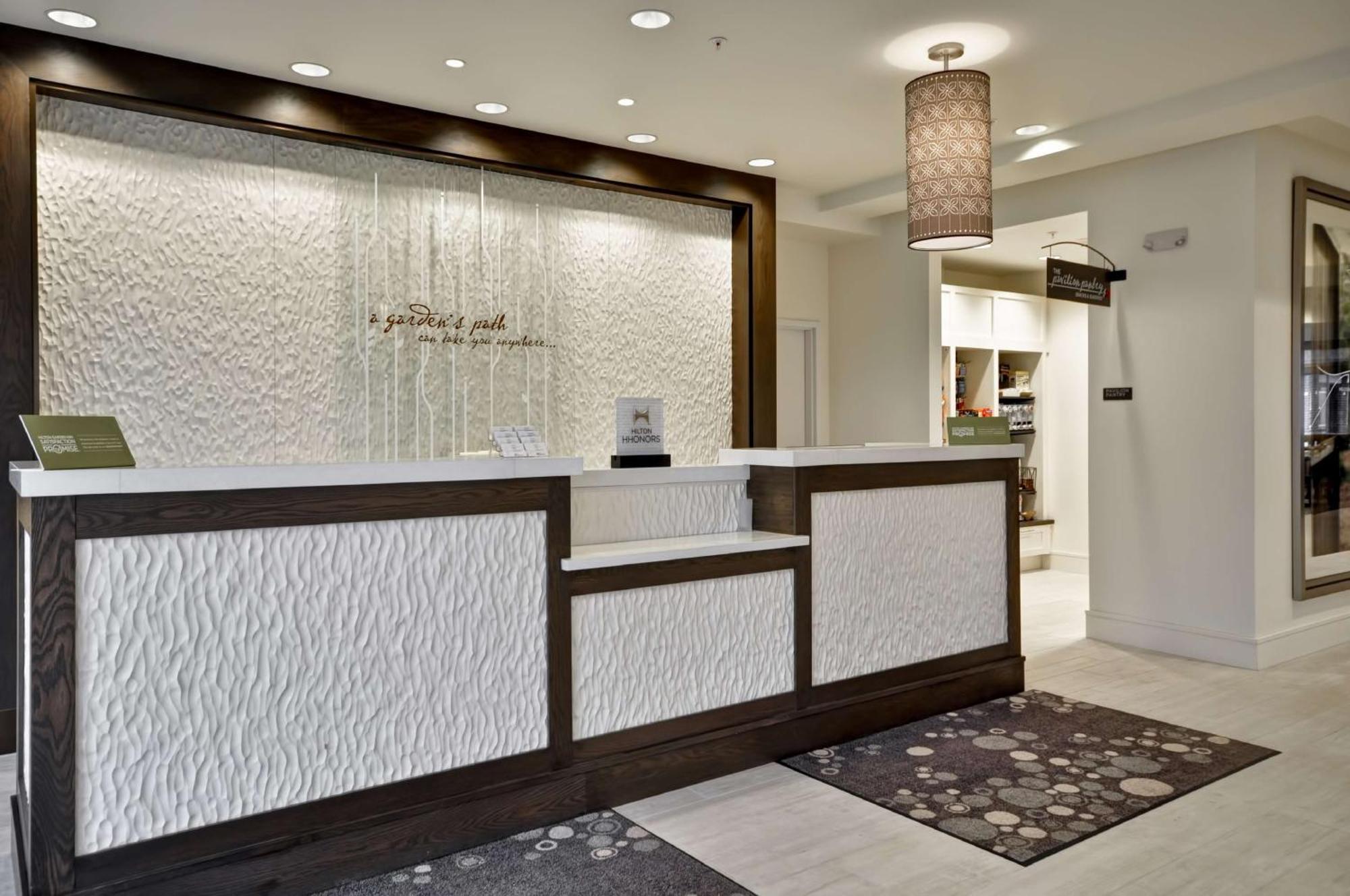 Hilton Garden Inn Detroit Troy Exteriör bild